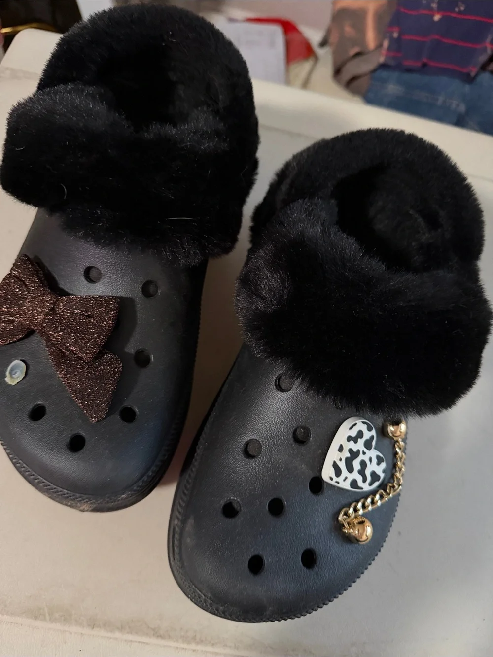 CROCS Kids Black Faux-Fur Clog with Glitter Bow Charm